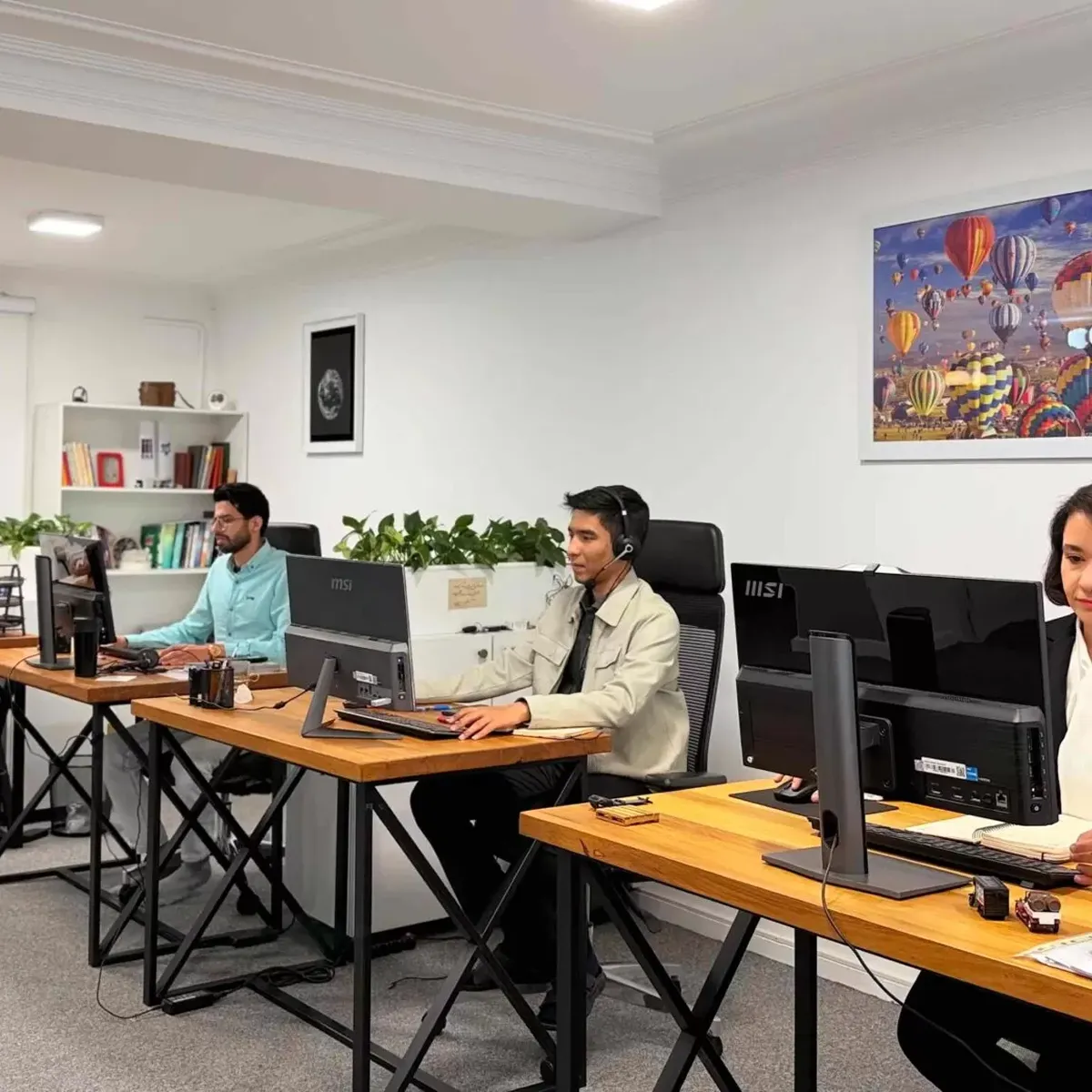 Rasta Nik Asia team members that are managing freight documentation in Iran for international traders